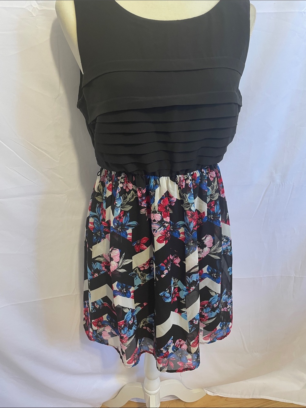 Lily Rose Black Bodice Floral Chevron Midi Dress